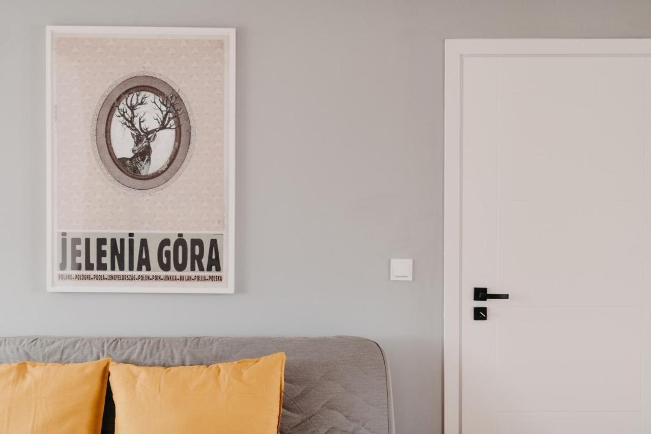 Jeleni Zakatek - Apartament W Stolicy Karkonoszy 옐레니아구라 외부 사진