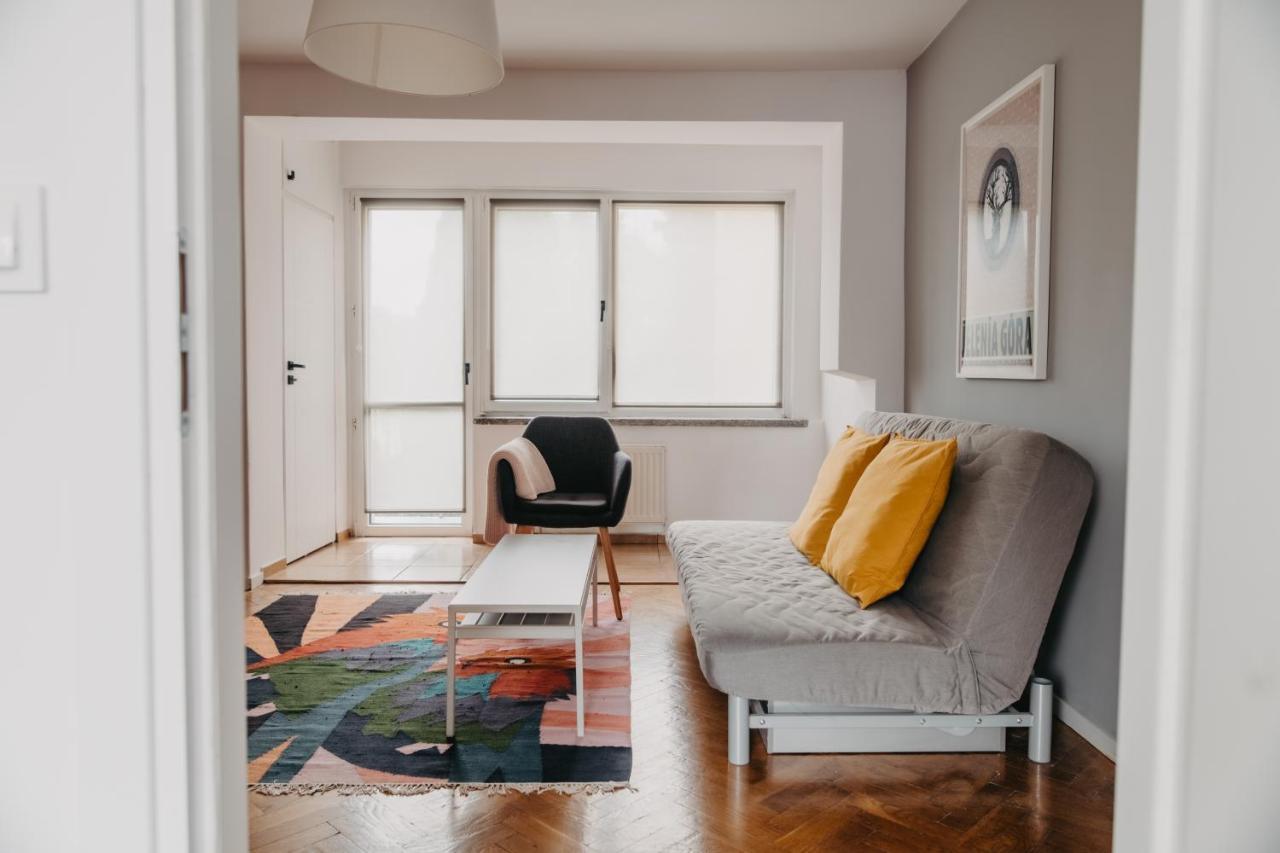 Jeleni Zakatek - Apartament W Stolicy Karkonoszy 옐레니아구라 외부 사진