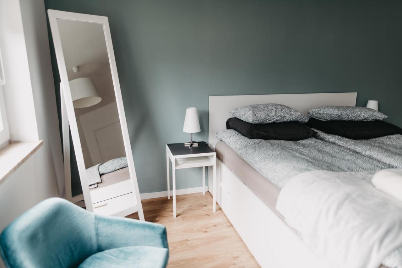 Jeleni Zakatek - Apartament W Stolicy Karkonoszy 옐레니아구라 외부 사진