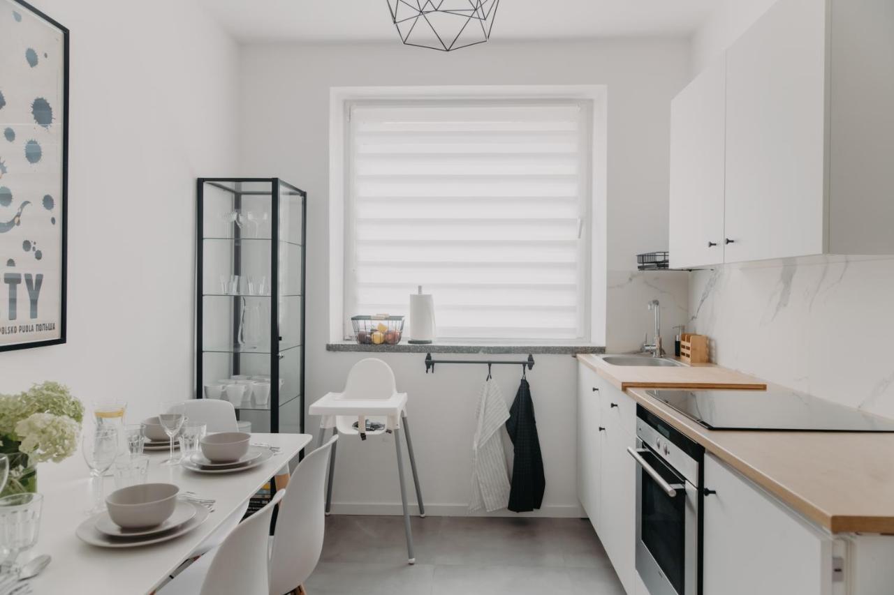 Jeleni Zakatek - Apartament W Stolicy Karkonoszy 옐레니아구라 외부 사진